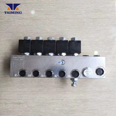 Solenoid Valve 31M8-20040 190221-049 Genuine Excavator Parts Hydraulic Control Valve Assembly